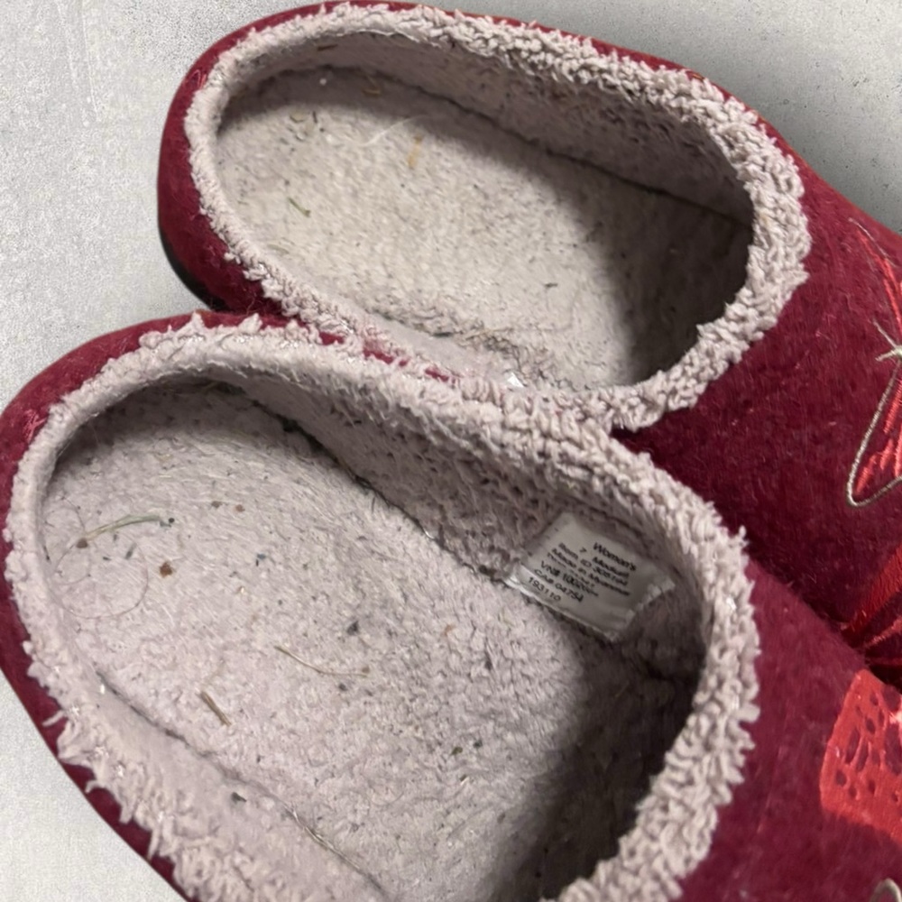 L.L.Bean daybreak butterfly slippers - Picture 3 of 6